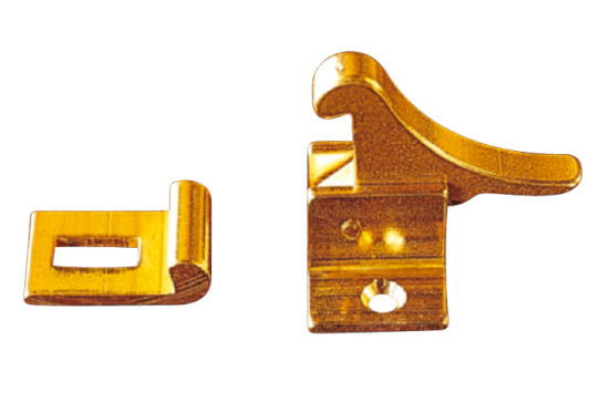 Door catch