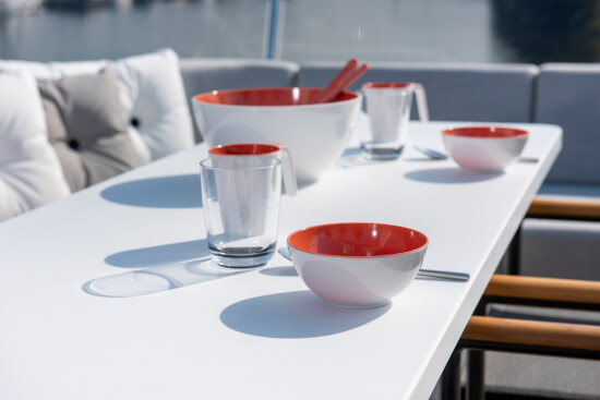 Summer Salad Bowl mit Cutlery Coral