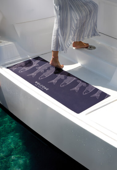 Welcome Vinyl Mat - Fish Blue - 140x50 cm